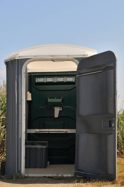 Best Restroom trailer rental cost  in Brooksville, FL